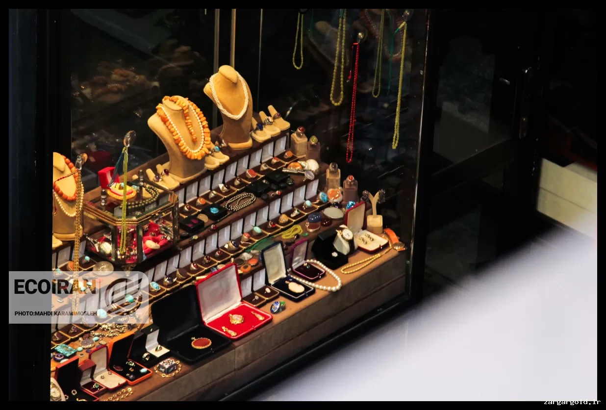 قیمت طلا و سکه امروز دوشنبه 4 اسفند افزایش یافت + جدول قیمت‌ها