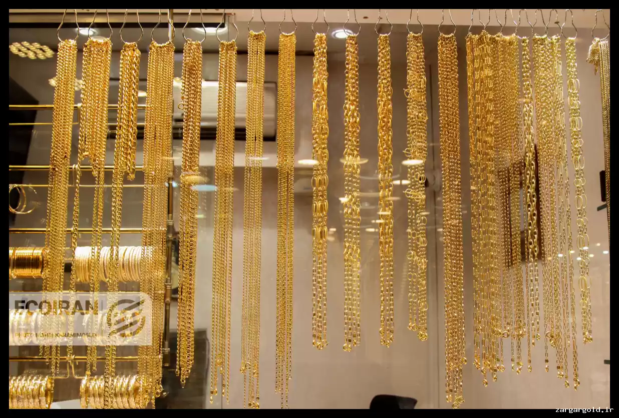 قیمت طلا و سکه امروز پنجشنبه ۷ اسفند؛ کاهش قیمت‌ها و جدول تفصیلی